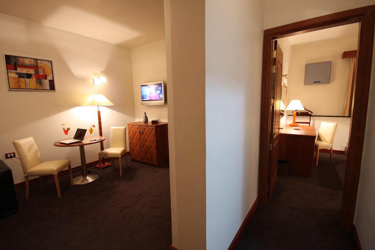 Plasma Hotel Триполи Экстерьер фото
